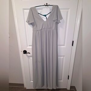 A Birdy Grey XXL lined maxi dress. Perfect for a bride or bridesmaid. Light grey
